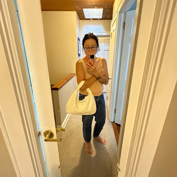 Vintage Bottega Veneta Medium White Intrecciato Hobo - Picture 15 of 16